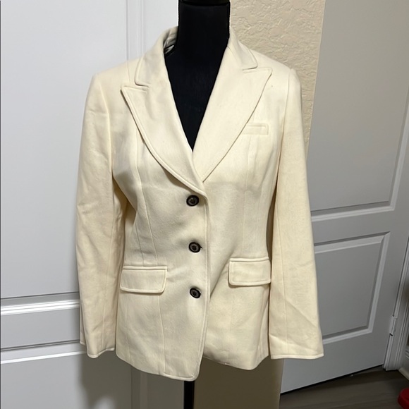 Banana Republic Jackets & Blazers - Elegant Cream Women's Blazer
